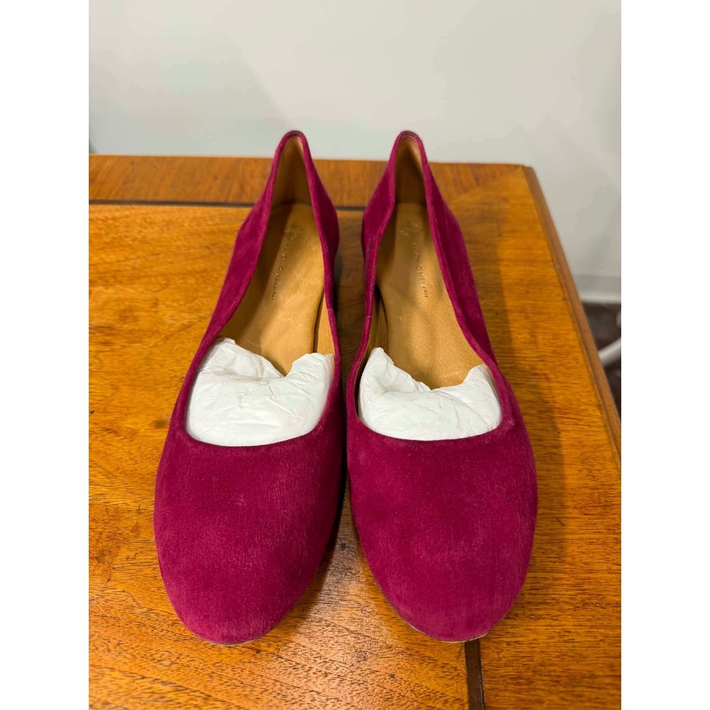 Antonio Melani 9.5 Magenta Suede Ballet Flats Round Toe‎ Leather Sole Pink